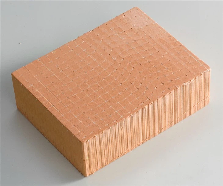 Panneau isolant en mousse phénolique