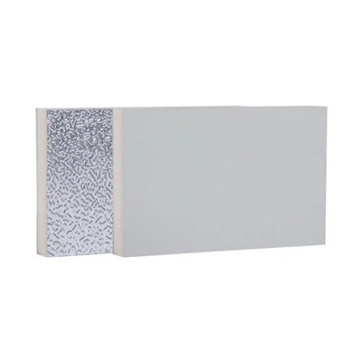 Panneau de conduit pré-isolé en mousse PUR/PIR avec une feuille d'aluminium gaufrée sur un côté